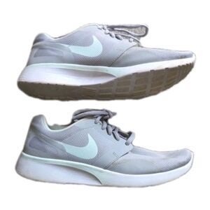Nike Shoes Womens Size 8.5  Kaishi Running Sneakers Gray Round Toe Low Top